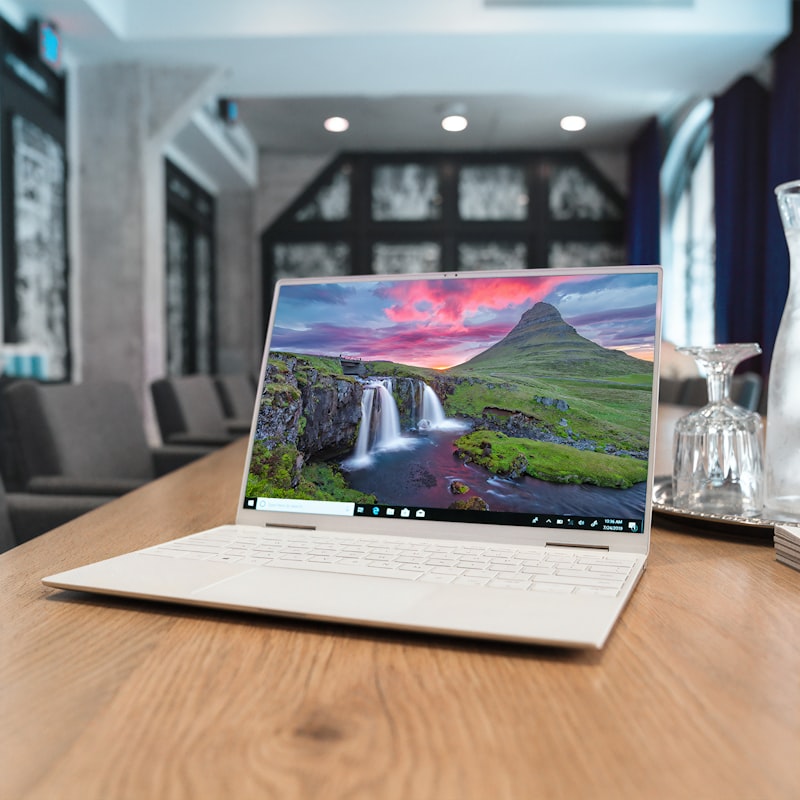 Razer Blade 16 (2025): The Premium Gaming Powerhouse